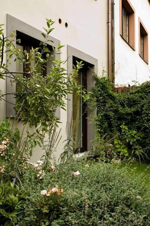 Family Lorenz&Coffee House Prag Exterior foto